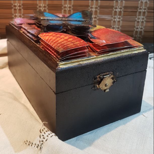 جعبه چوبی با رویه ۳بعدی